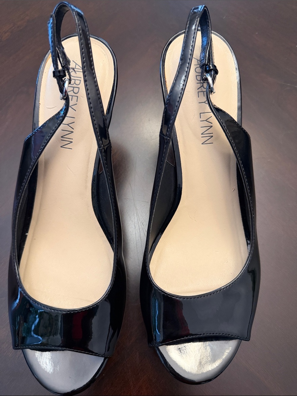 Aubrey Lynn Women's Black Patent Slingback Peep-Toe Heels